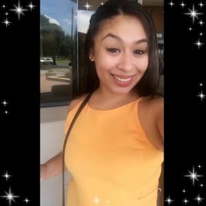 Meet your Posher, Carla